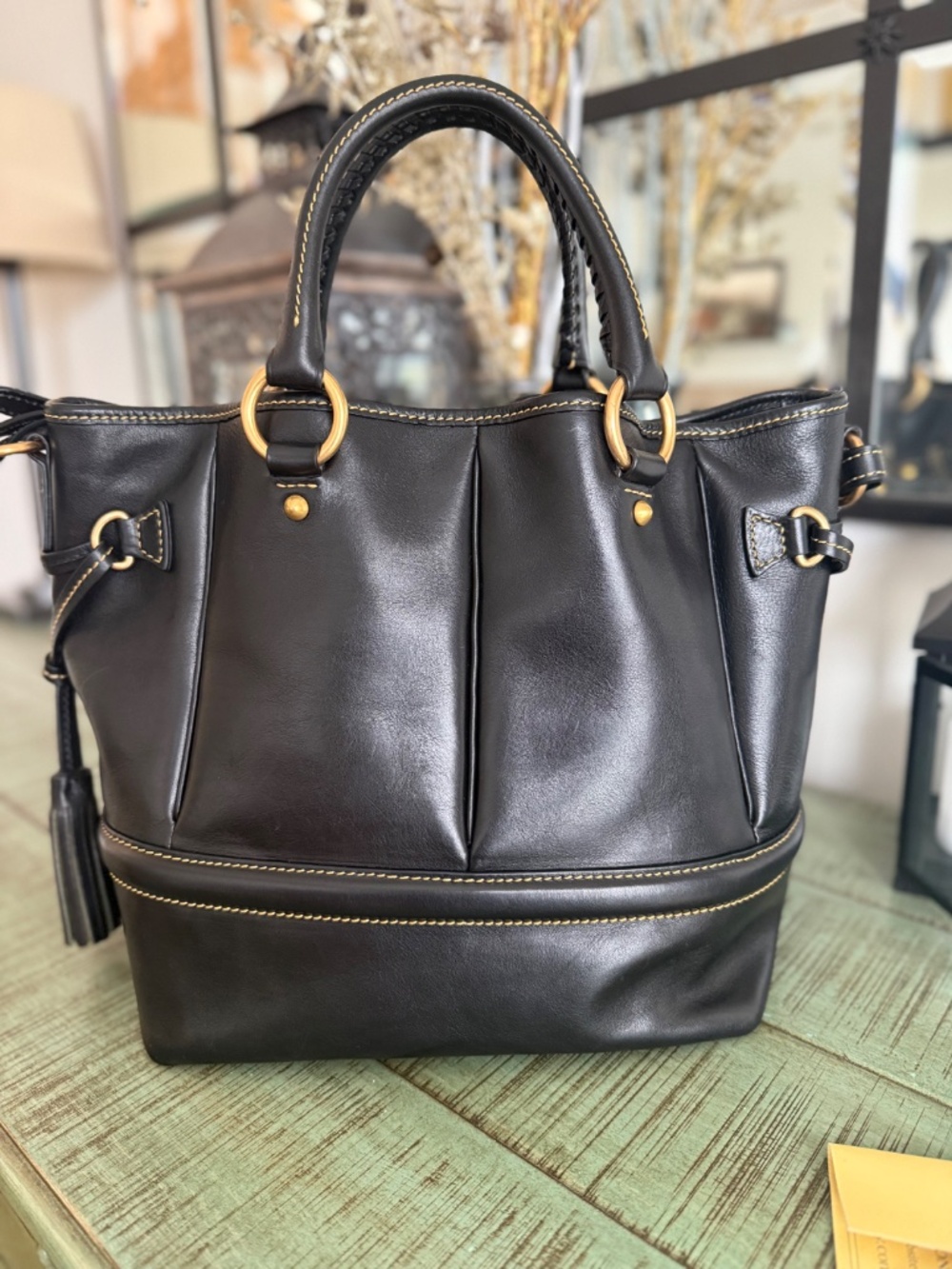 Dooney & Bourke Buckley Bag - Picture 3 of 15